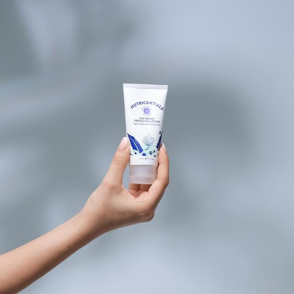 Day Dream Protective Lotion Lightweight Day Moisturizer SPF 30